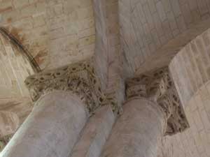 chapiteaux de la nef
